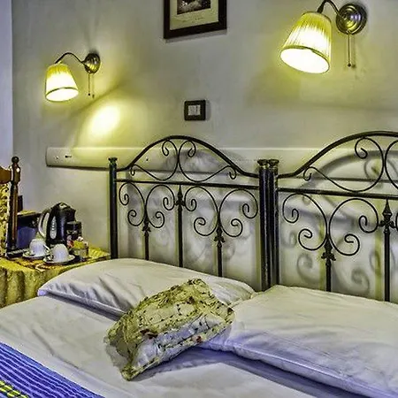 Il Fauno - Suite&spa Affittacamere 4*
