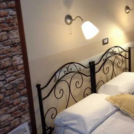 Il Fauno - Suite&spa Affittacamere 4*